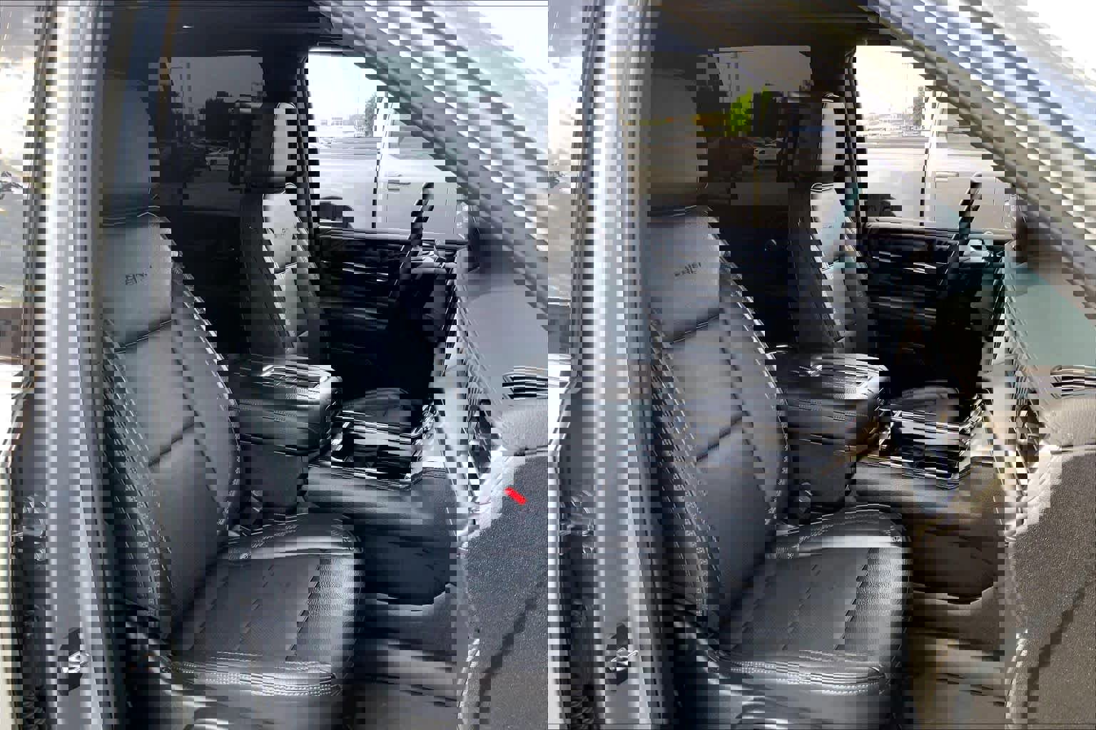 Used 2024 GMC Yukon Denali w/ Advanced Technology Package image 11