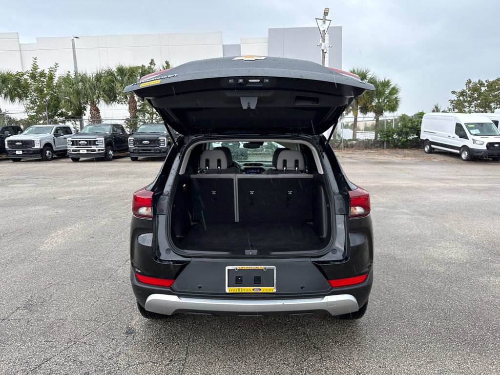 Used 2021 Chevrolet TrailBlazer LT w/ Convenience Package image 24
