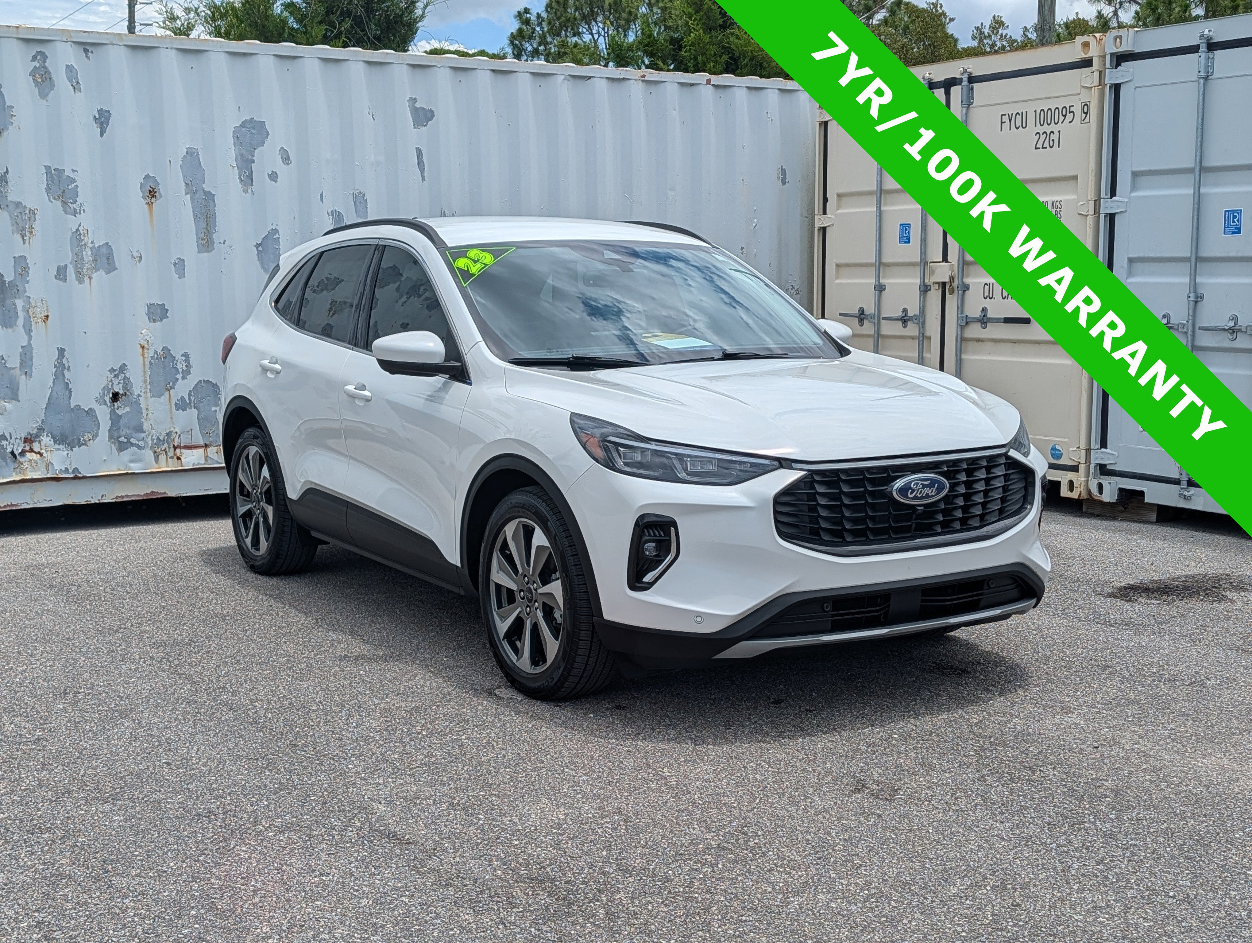 Certified 2023 Ford Escape Platinum FWD image 2