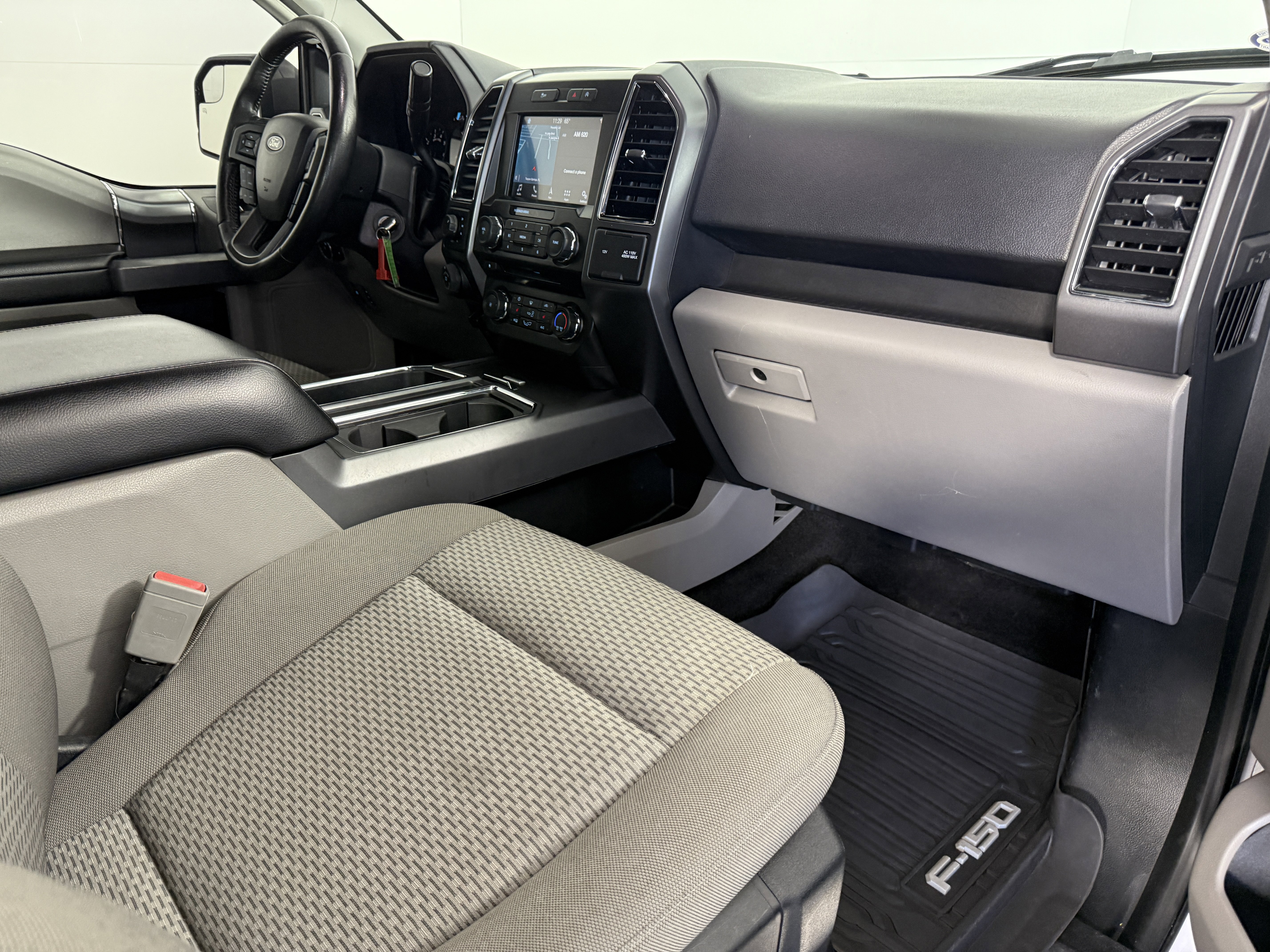 Certified 2018 Ford F150 XLT w/ Equipment Group 302A Luxury image 10