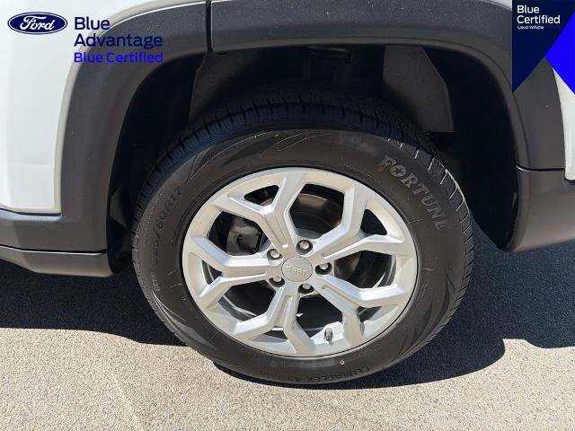 Used 2024 Jeep Compass Latitude AWD/4WD image 8