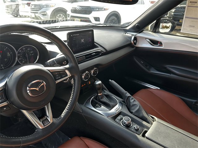 Used 2023 MAZDA MX-5 Miata Grand Touring image 16
