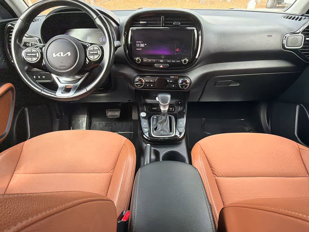 Used 2024 Kia Soul EX w/ Option Group 015 FWD image 18