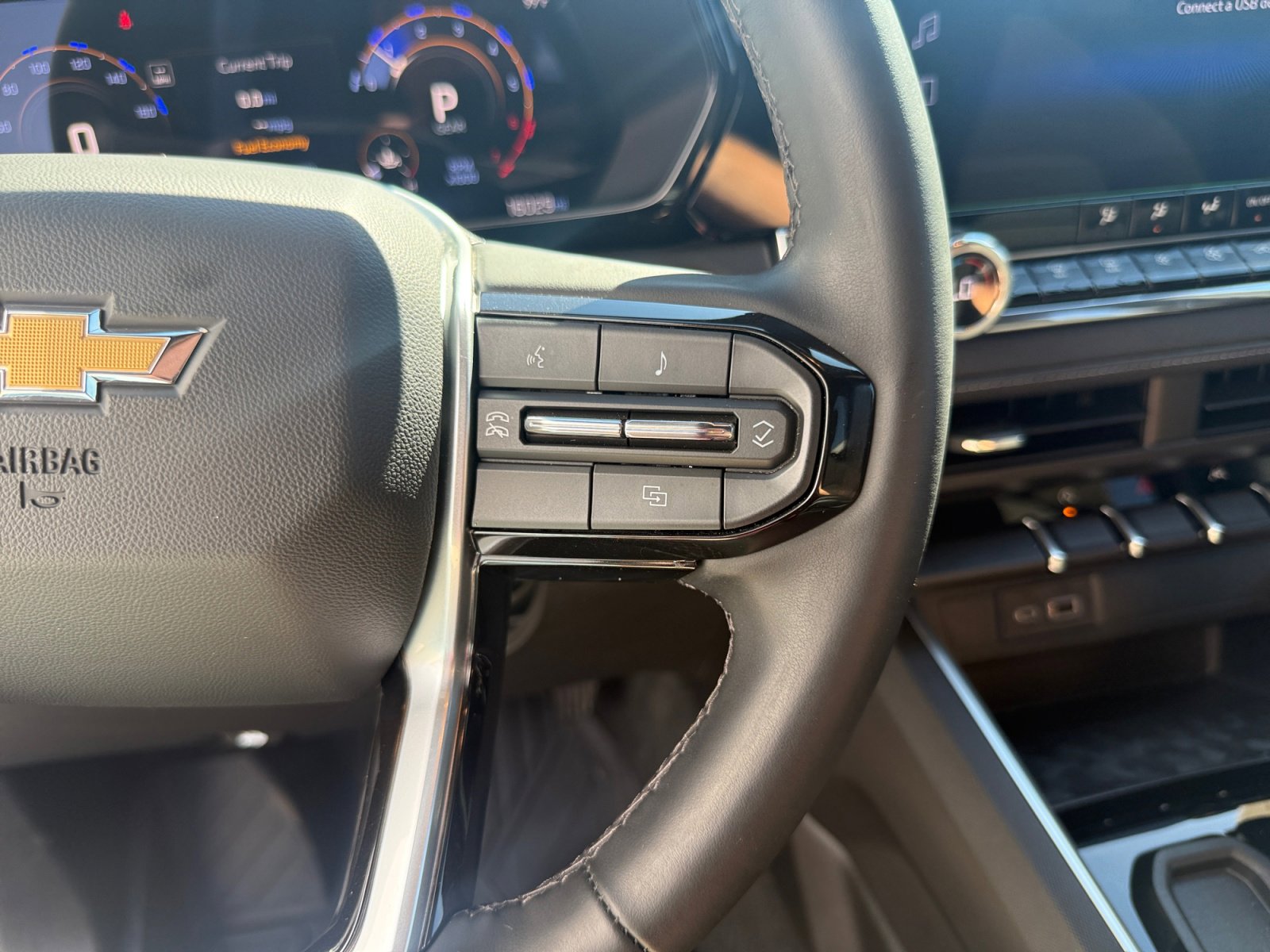 Used 2024 Chevrolet Colorado LT w/ LT Convenience Package image 18