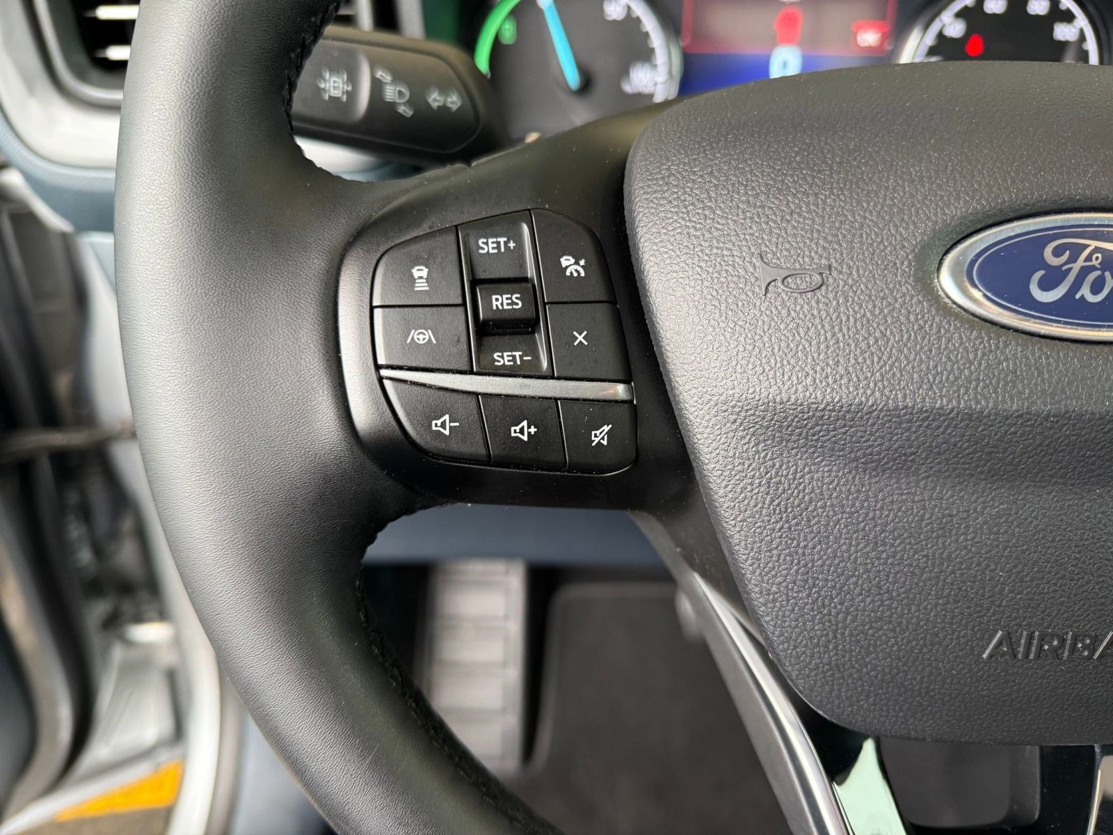 Certified 2024 Ford Maverick Lariat w/ Black Appearance Package FWD image 18