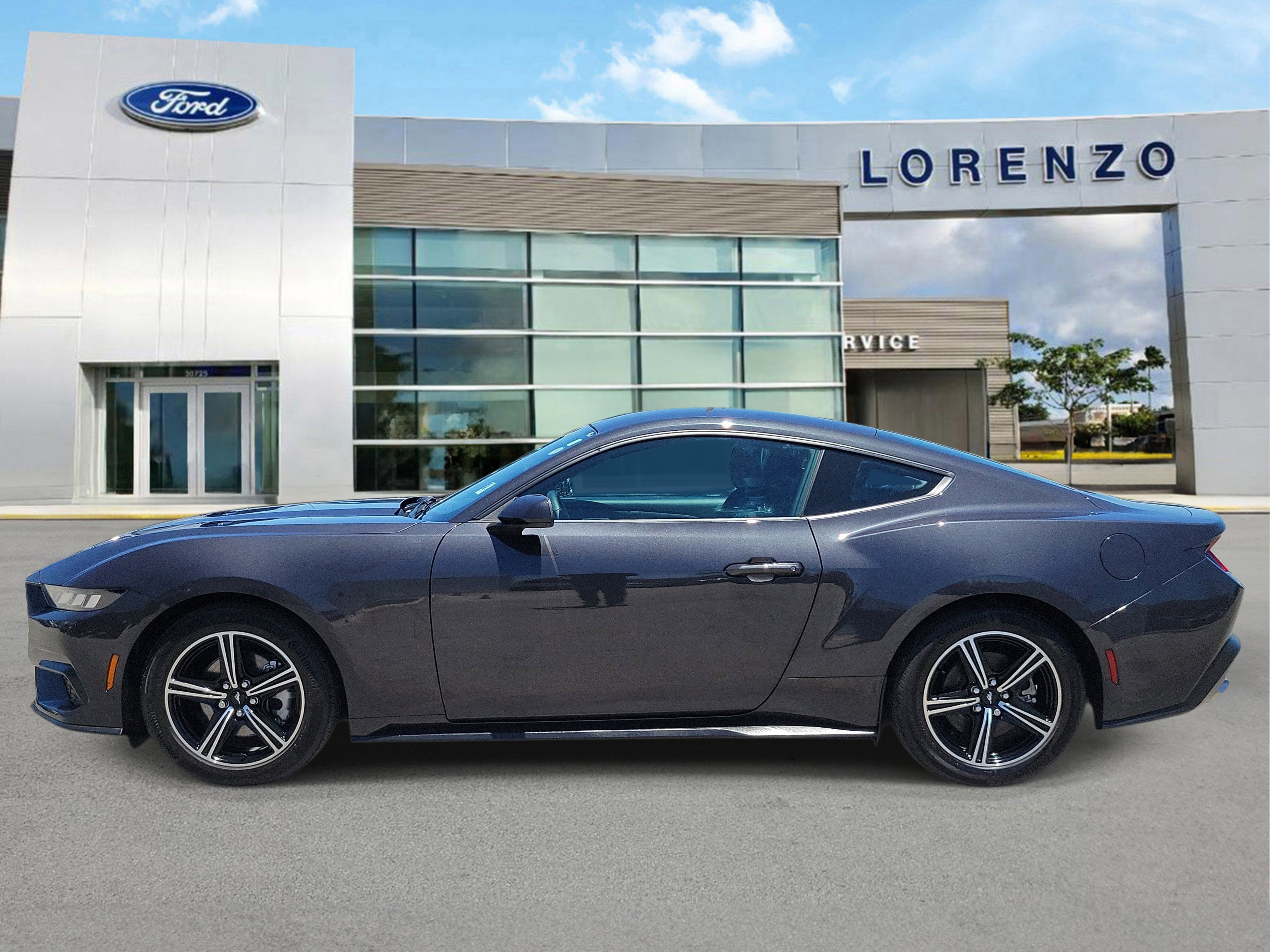 Certified 2024 Ford Mustang Coupe RWD image 8