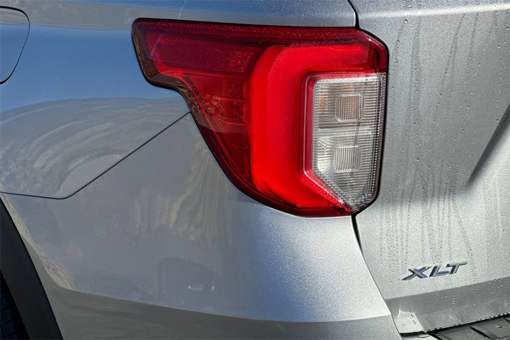 Certified 2023 Ford Explorer XLT image 27