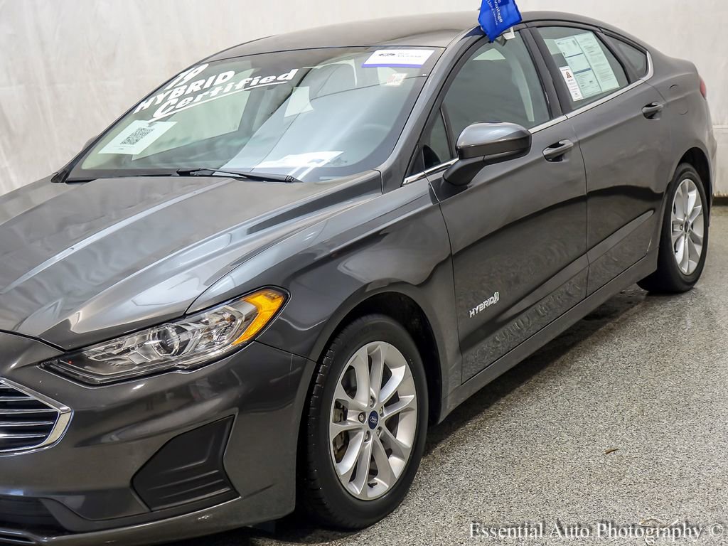 Certified 2019 Ford Fusion SE FWD image 4