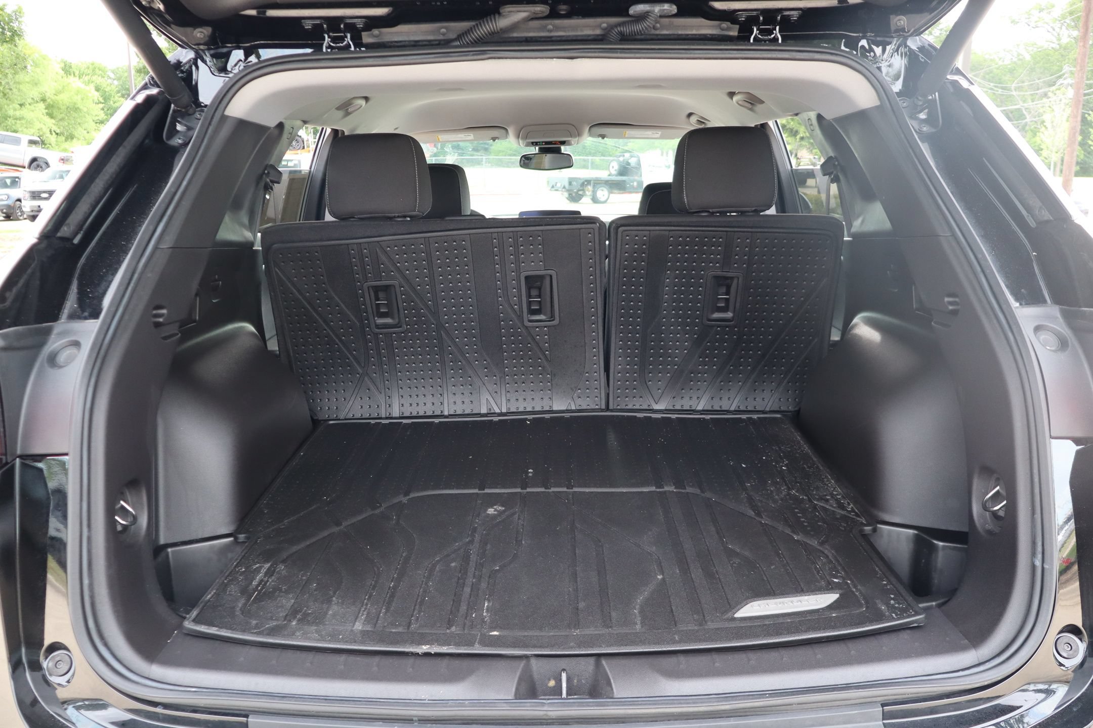Used 2024 Chevrolet Blazer LT w/ Convenience Package FWD image 26