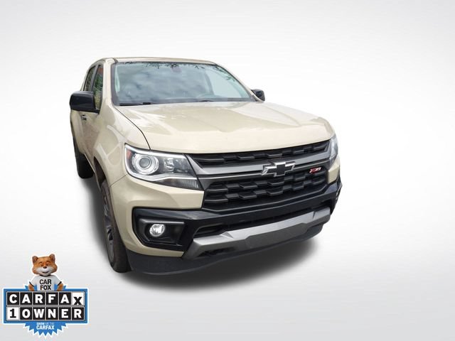 Used 2022 Chevrolet Colorado Z71 AWD/4WD image 2