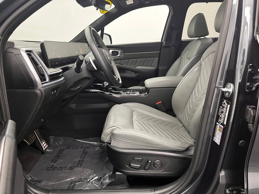 Used 2024 Kia Sorento SX Prestige w/ Sage Leather Package image 19