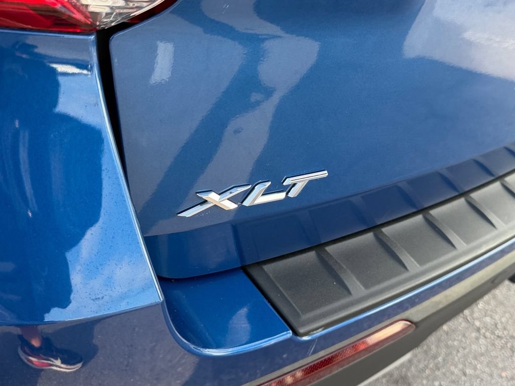 Certified 2022 Ford Explorer XLT w/ Equipment Group 202A RWD image 14