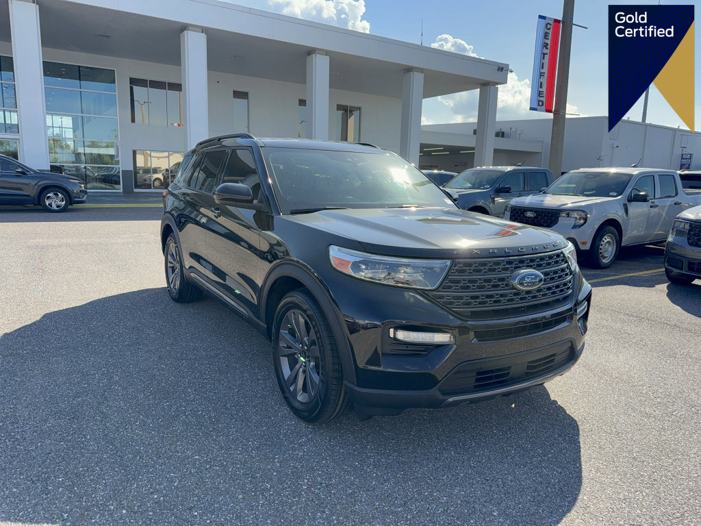 Certified 2023 Ford Explorer XLT w/ Equipment Group 202A