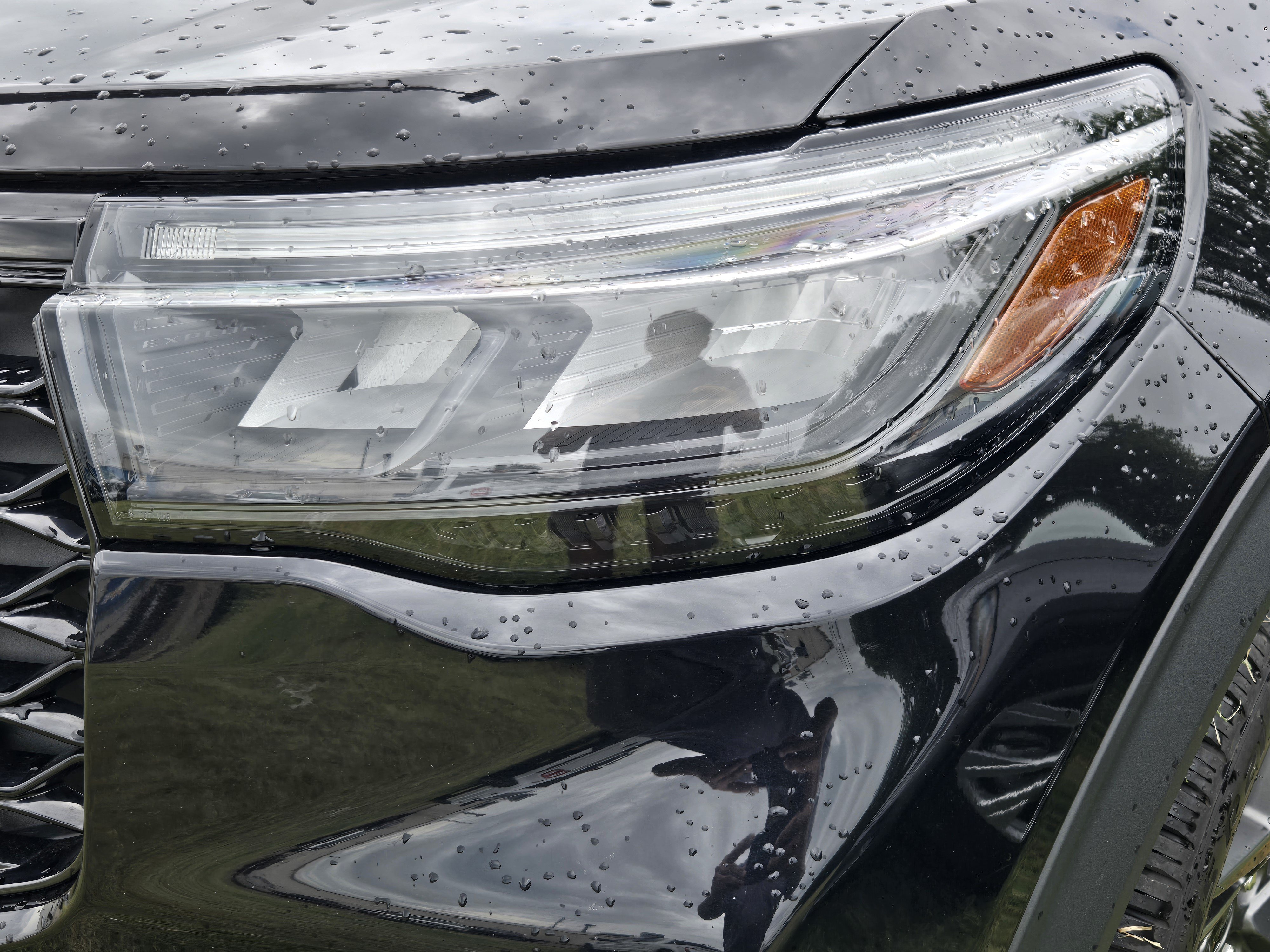 Certified 2025 Ford Explorer ST AWD/4WD image 7