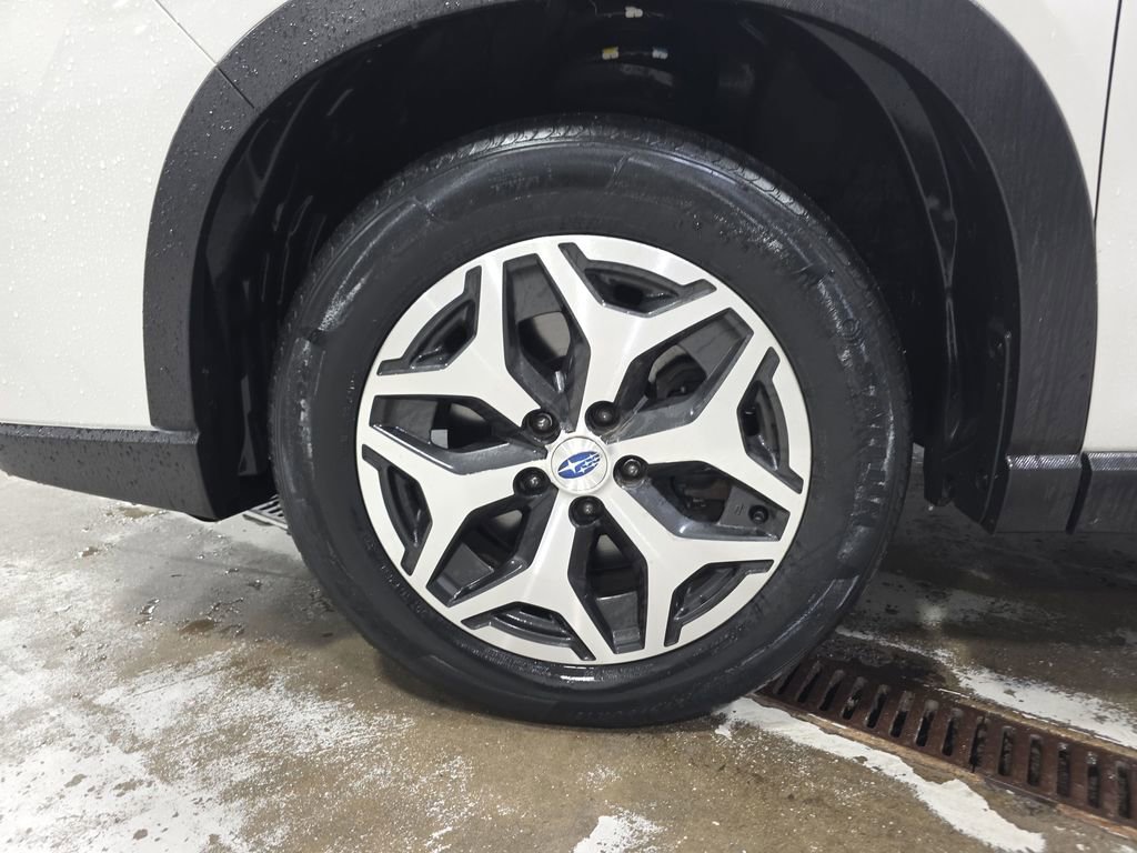 Used 2019 Subaru Forester Premium w/ All-Weather Package AWD/4WD image 13