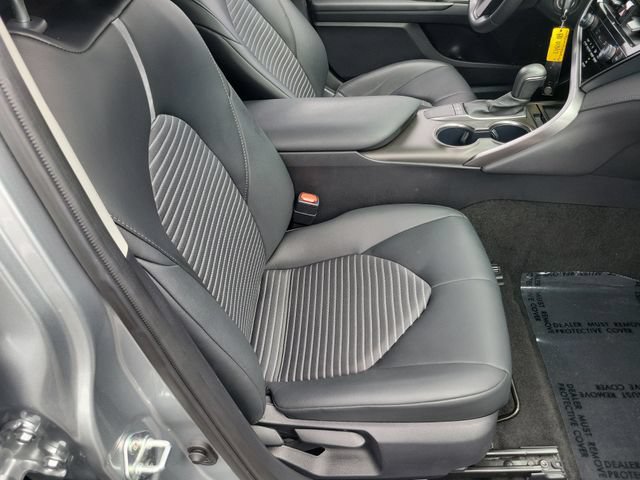 Used 2024 Toyota Camry SE FWD image 17