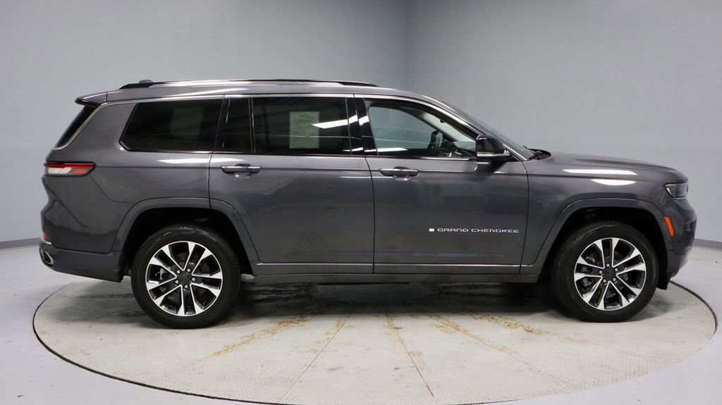 Used 2023 Jeep Grand Cherokee L Overland image 7