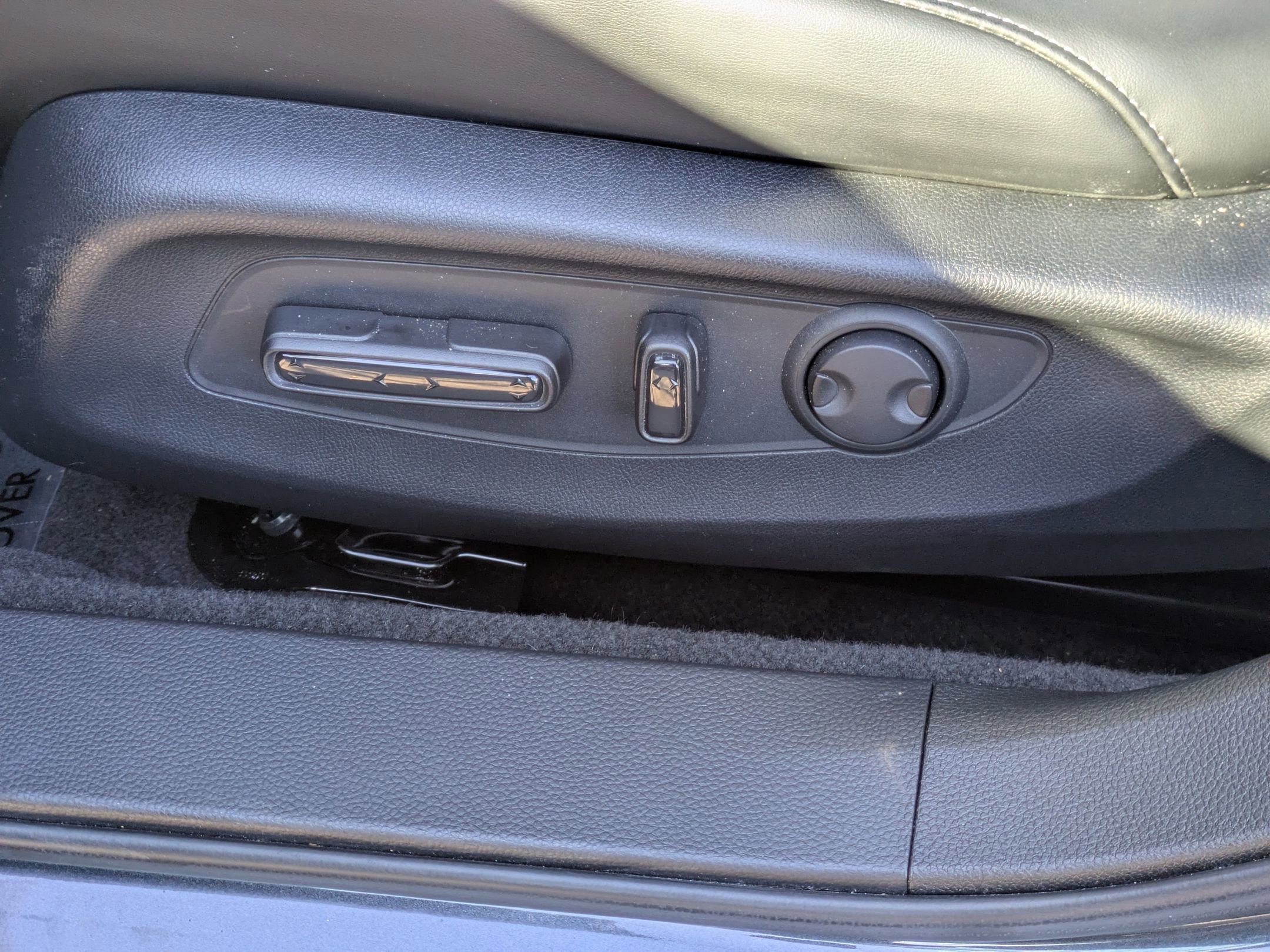 Used 2025 Honda Accord Touring image 13