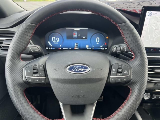 Certified 2023 Ford Escape ST-Line Elite w/ Premium Technology Package AWD/4WD image 21