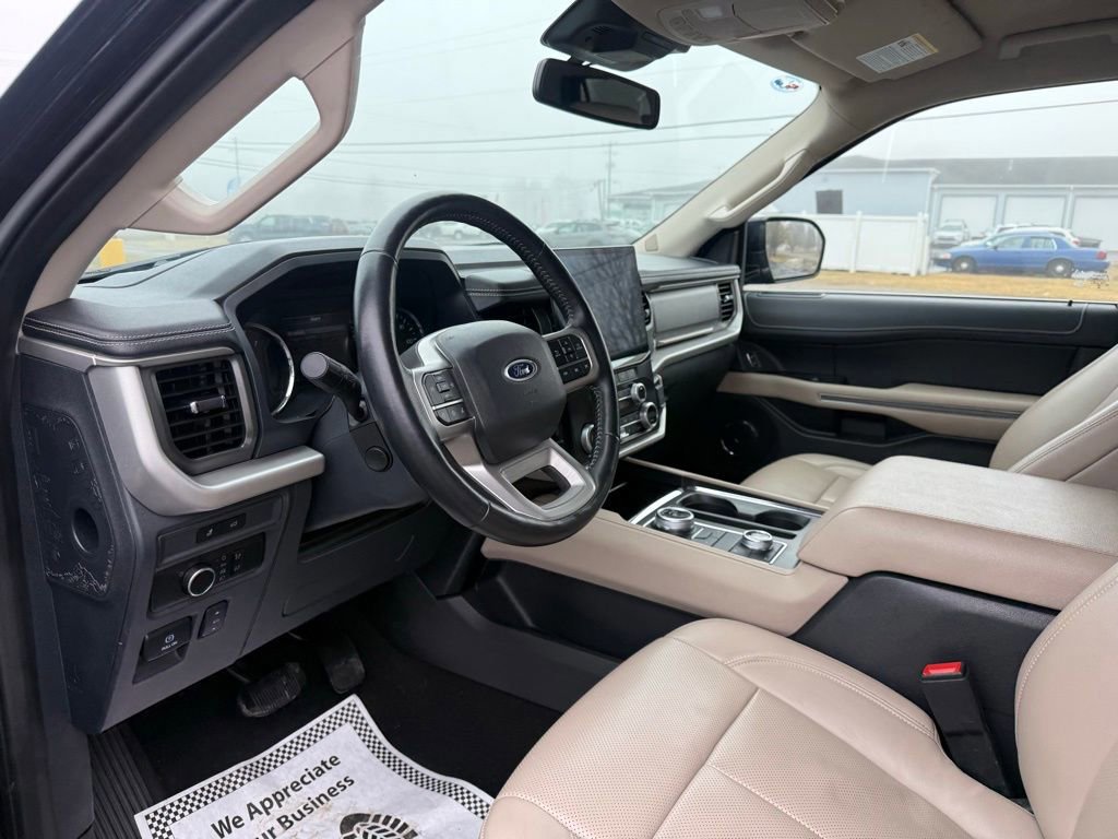 Certified 2024 Ford Expedition Max XLT image 25