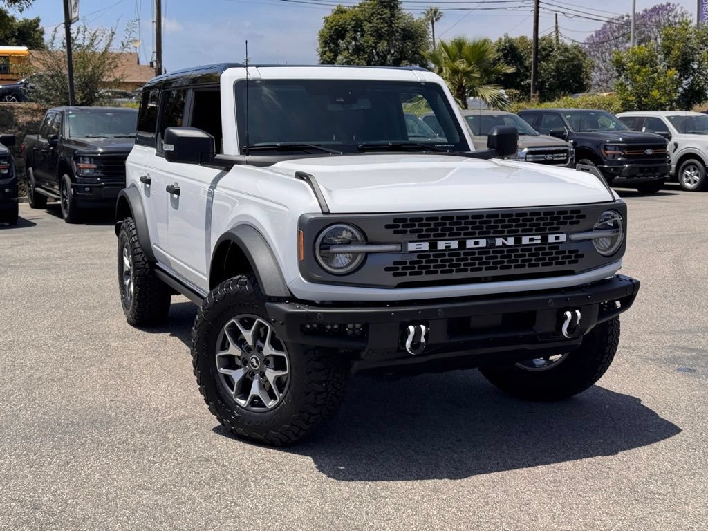 Certified 2025 Ford Bronco Badlands AWD/4WD image 2