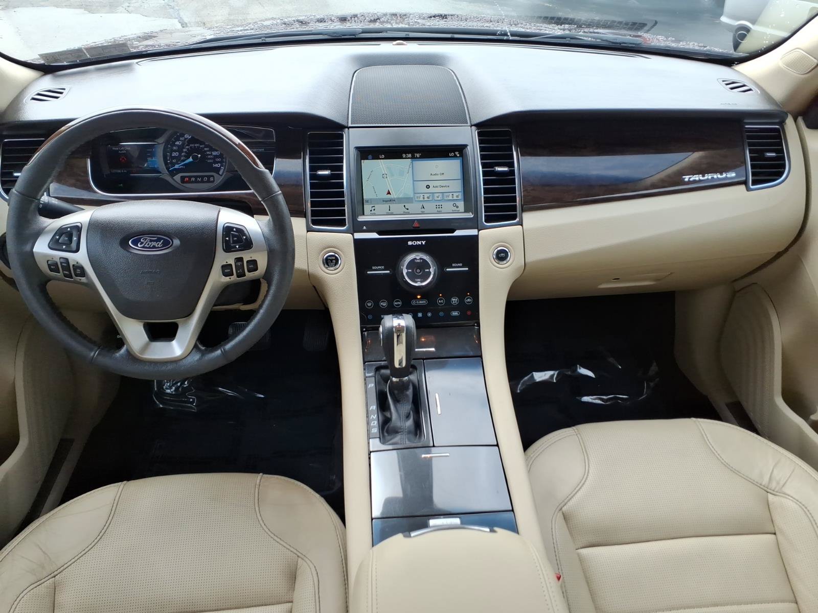 Certified 2018 Ford Taurus Limited FWD image 13