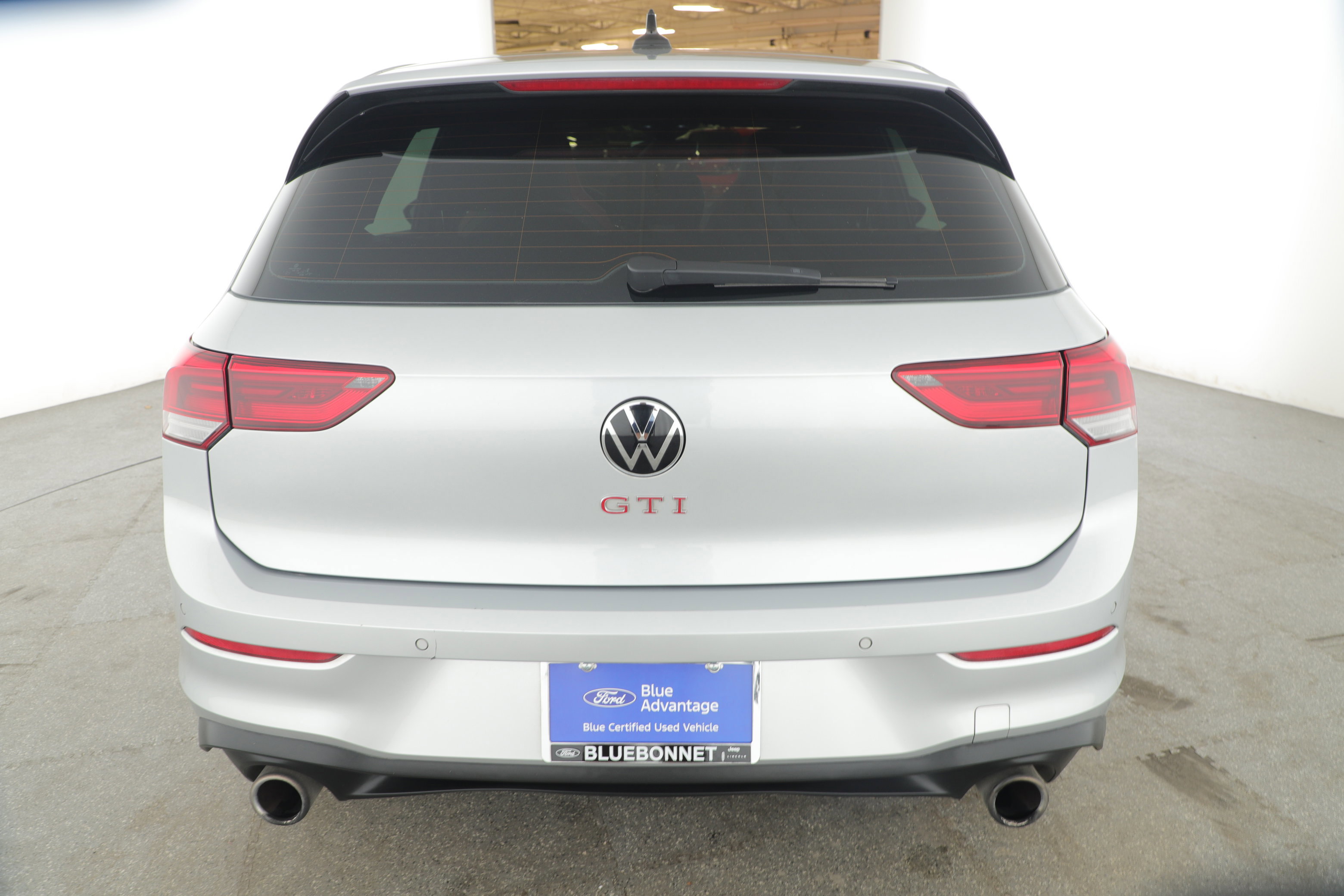 Used 2022 Volkswagen GTI Autobahn image 2