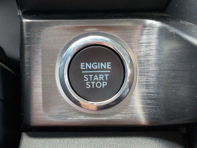 Certified 2023 Ford F250 Lariat w/ Sport Appearance Package AWD/4WD image 31