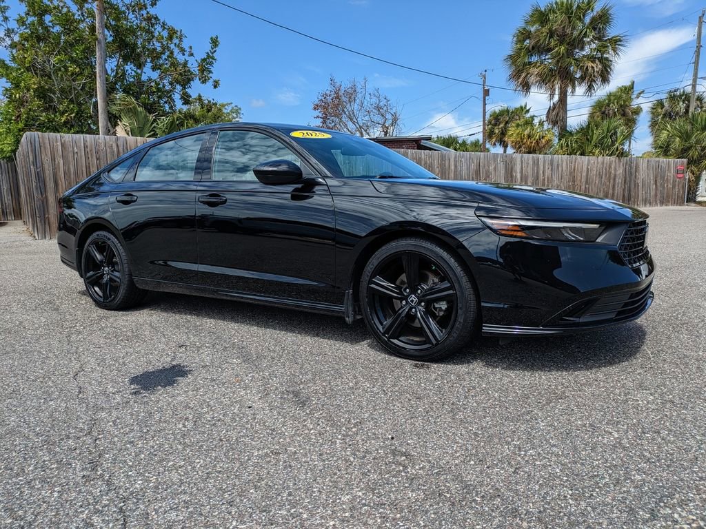 Used 2025 Honda Accord Sport image 4