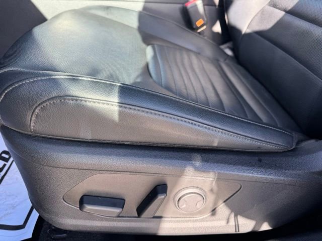 Used 2024 Kia Sportage SX image 15