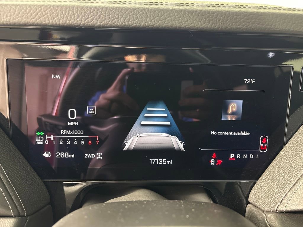 Used 2025 GMC Yukon XL Denali w/ Sun & Power Step Package image 15