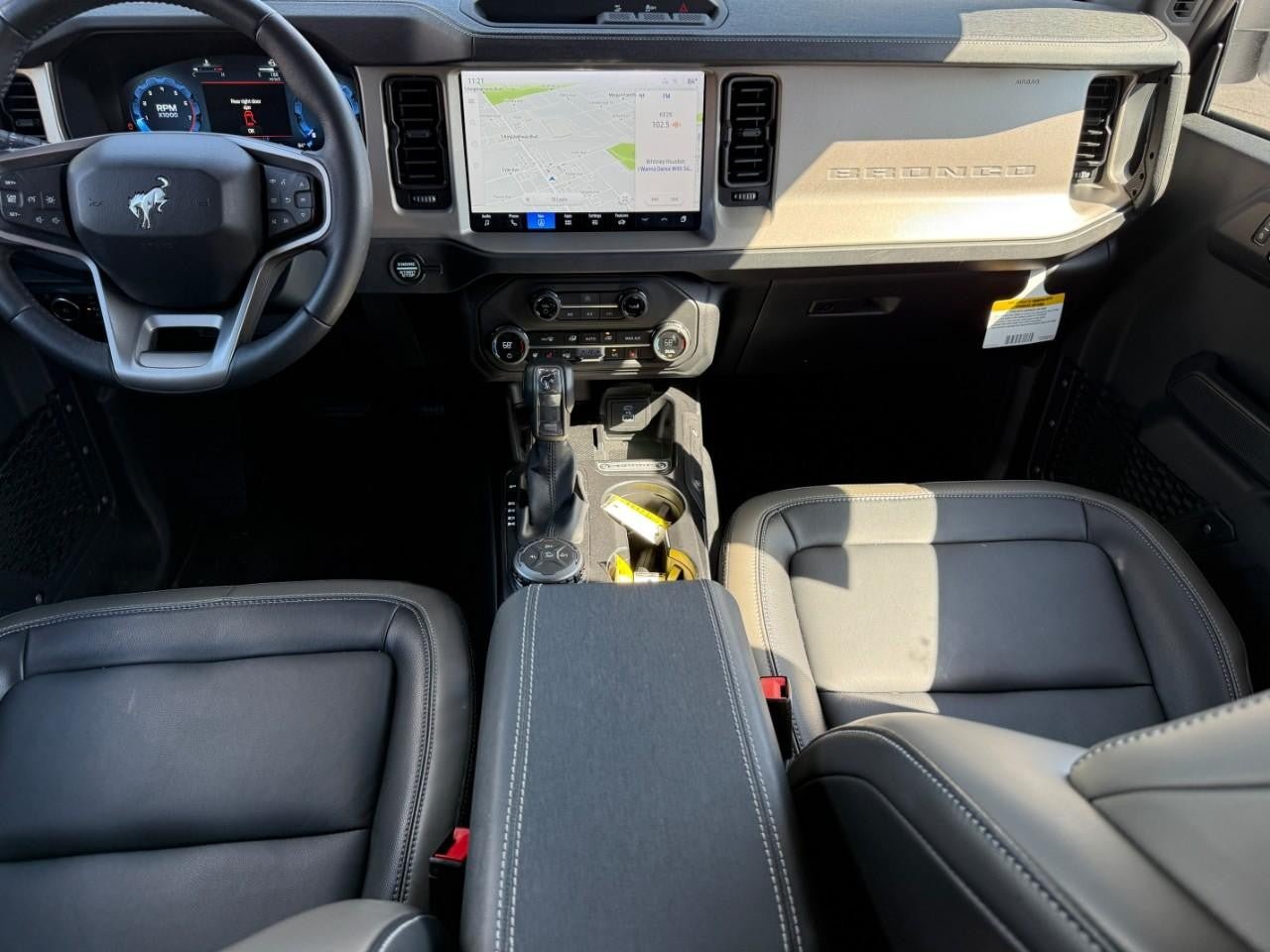 Certified 2025 Ford Bronco Outer Banks AWD/4WD image 10