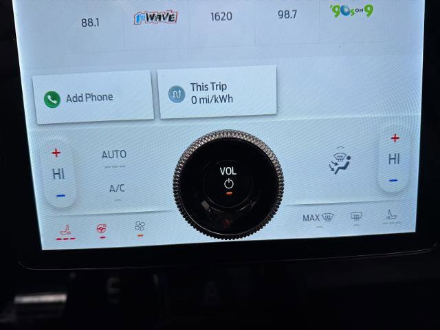 Certified 2025 Ford Mustang Mach-E Premium w/ Sport Appearance Package image 21