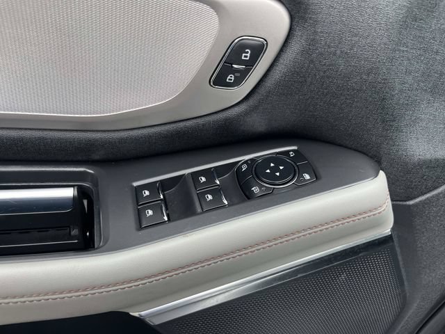 Certified 2025 Ford Expedition Active AWD/4WD image 11