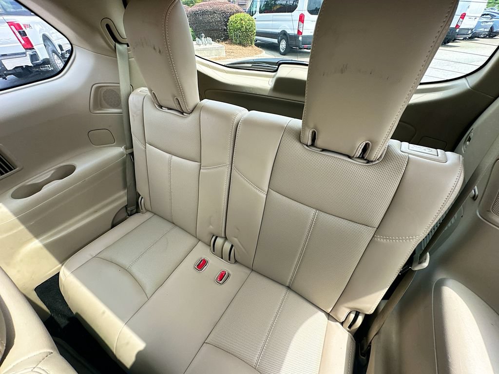 Used 2018 Nissan Pathfinder Platinum FWD image 4