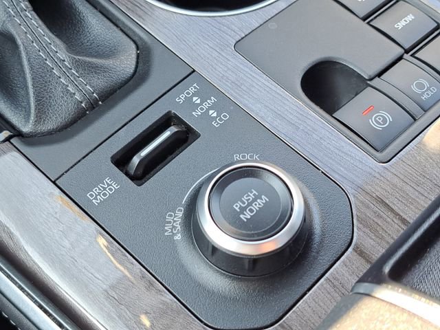 Used 2024 Toyota Highlander Platinum AWD/4WD image 20