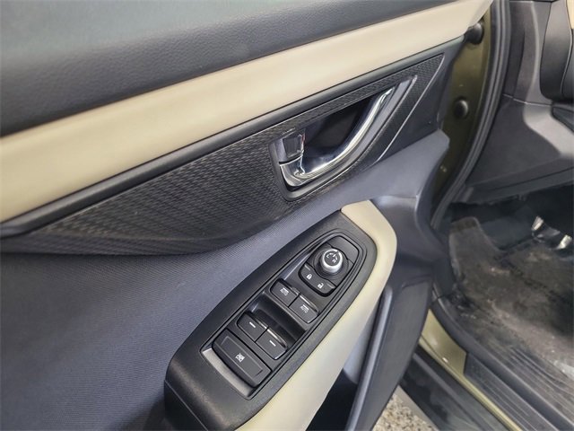 Used 2023 Subaru Outback Premium image 5