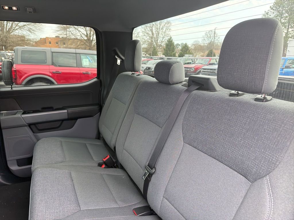 Certified 2025 Ford F150 XLT w/ Equipment Group 301A Standard image 31