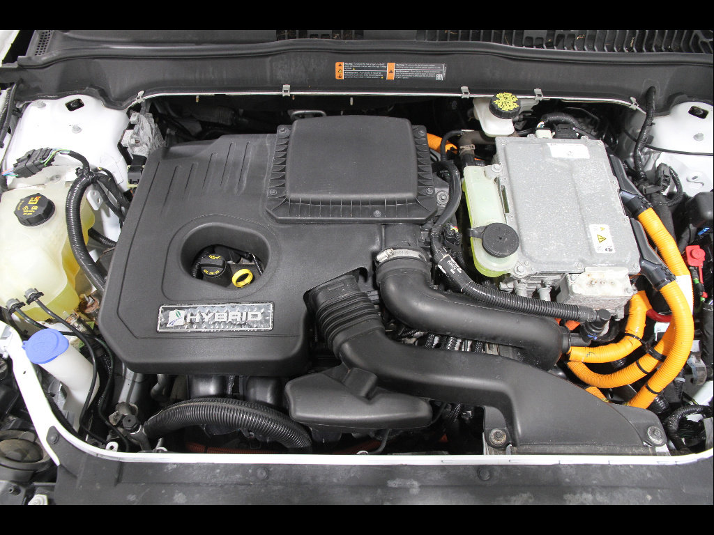 Certified 2020 Ford Fusion SE FWD image 22