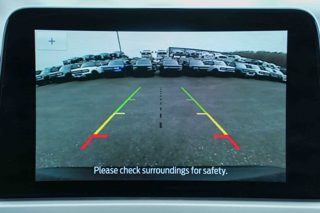 Certified 2022 Ford Escape SE w/ SE Sport Appearance Package image 36