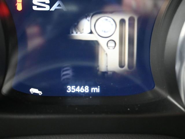 Used 2022 Jeep Wrangler Unlimited Sahara image 17