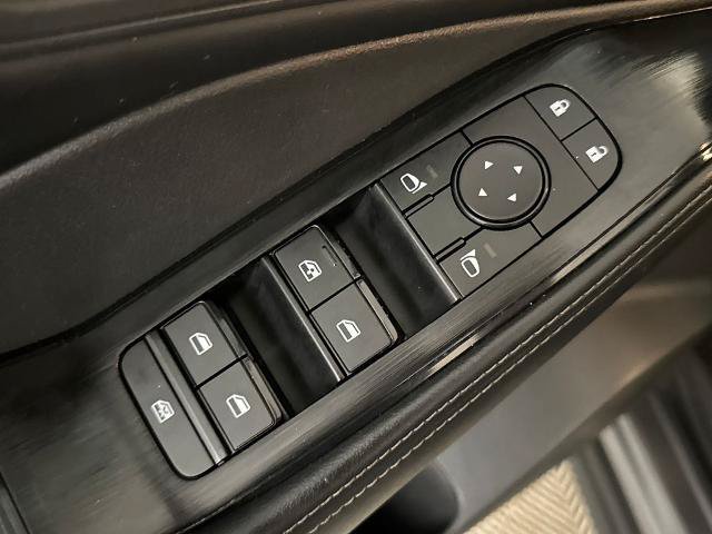 Used 2024 Nissan Rogue SV FWD image 16