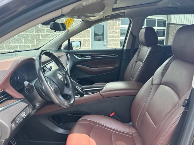 Used 2021 Buick Enclave Avenir w/ Avenir Technology Package AWD/4WD image 13