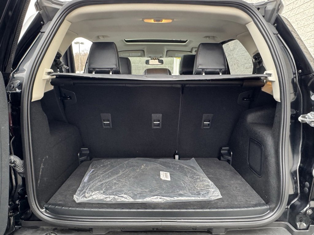 Certified 2018 Ford EcoSport Titanium w/ Titanium Cold Weather Package image 40