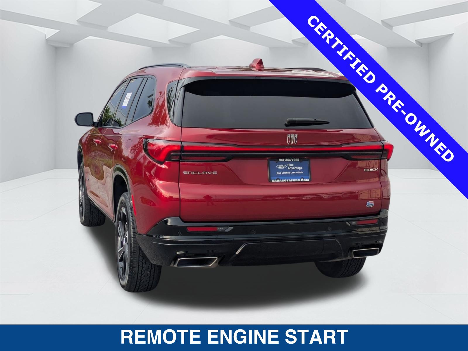 Used 2025 Buick Enclave Sport Touring w/ Power Package FWD image 7