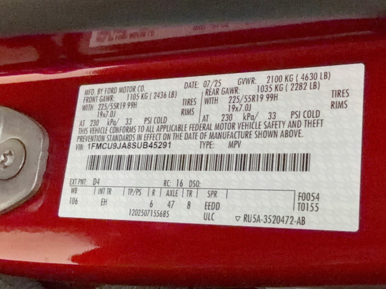 Certified 2025 Ford Escape Platinum AWD/4WD image 32