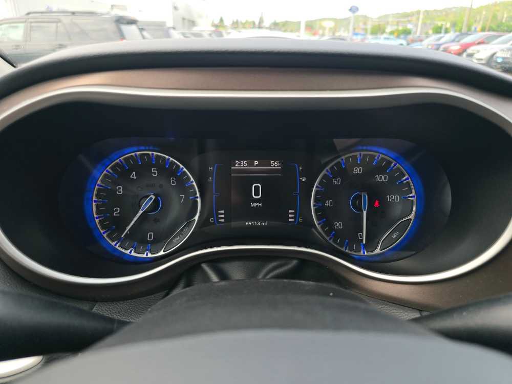 Used 2023 Chrysler Voyager LX FWD image 20