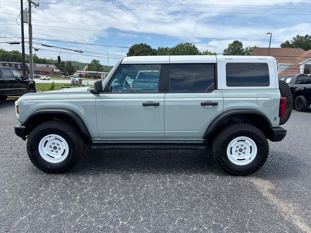 Certified 2023 Ford Bronco Heritage Edition AWD/4WD image 4