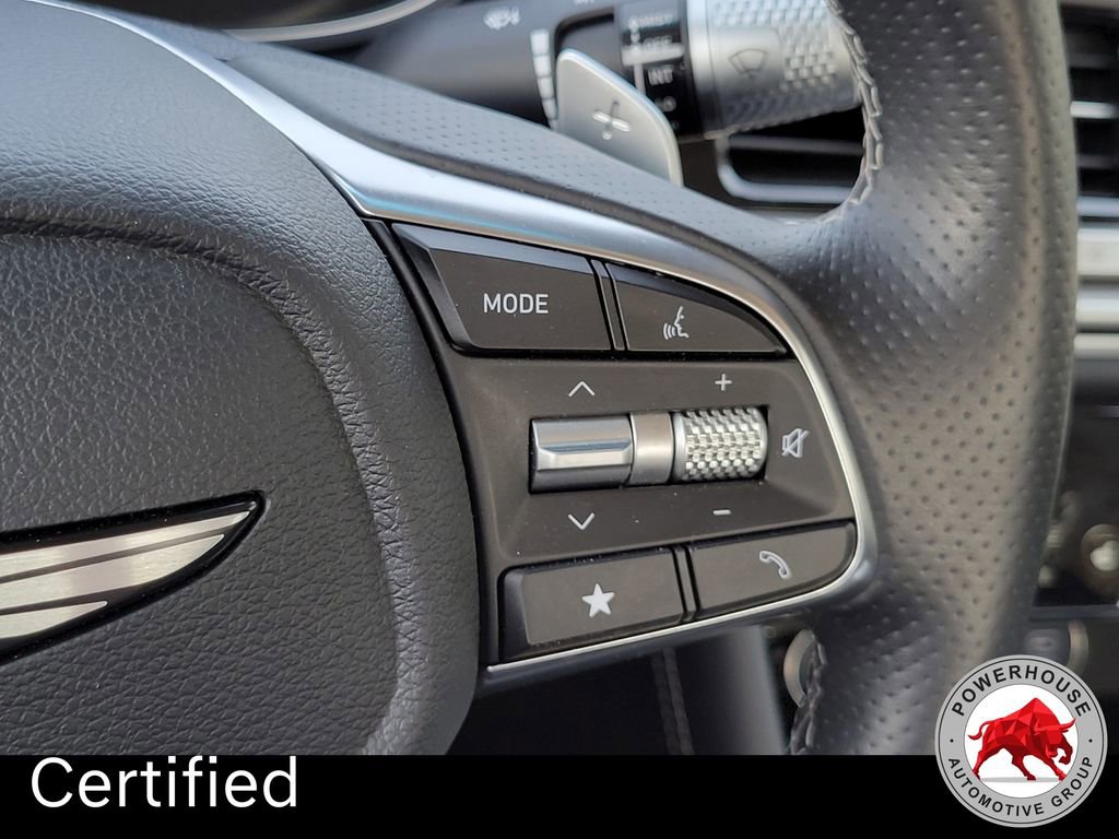 Used 2025 Genesis G70 2.5T image 28