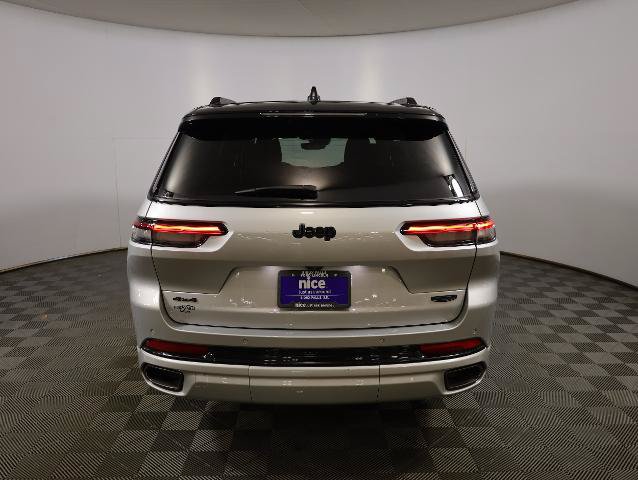 Used 2024 Jeep Grand Cherokee L Summit w/ High Altitude Package AWD/4WD image 7